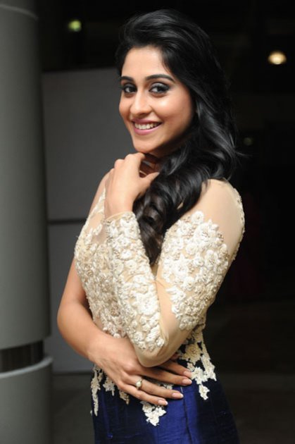 Regina-at-Pilla-Nuvvu-leni-Jeevitham-Success-Meet